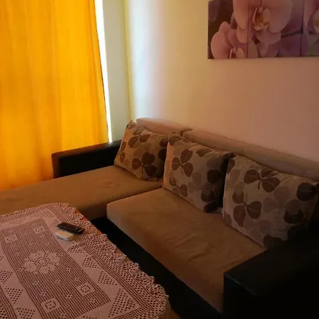 Krasi In Perla Complex פומורי