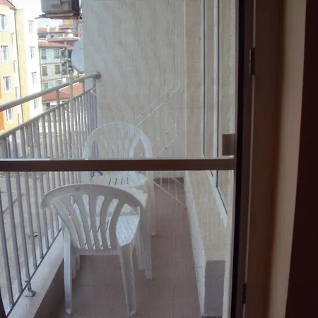 아파트호텔 Krasi In Perla Complex 포마리