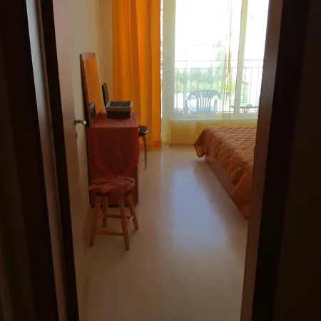 Krasi In Perla Complex Aparthotel *