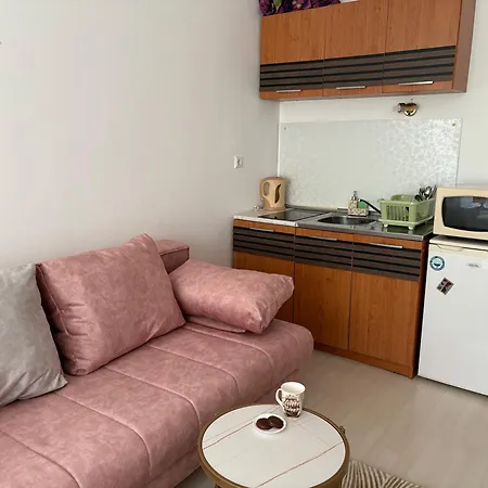 Aparthotel Krasi In Perla Complex