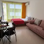 Apartmanhotel Krasi In Perla Complex Pomorie