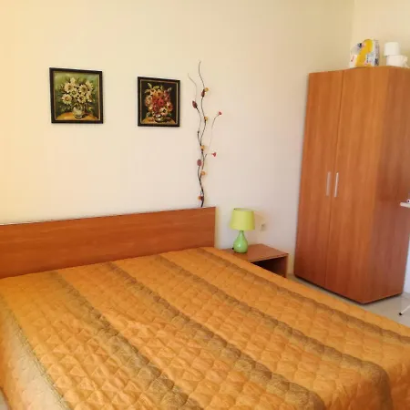 краси апартмънтс в перла комплекс 3*