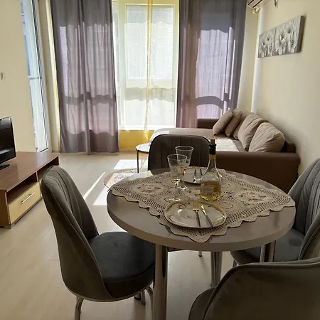 Aparthotel Krasi In Perla Complex Pomorie