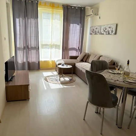 Krasi In Perla Complex Aparthotel