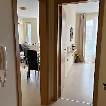 Krasi In Perla Complex Aparthotel 3*