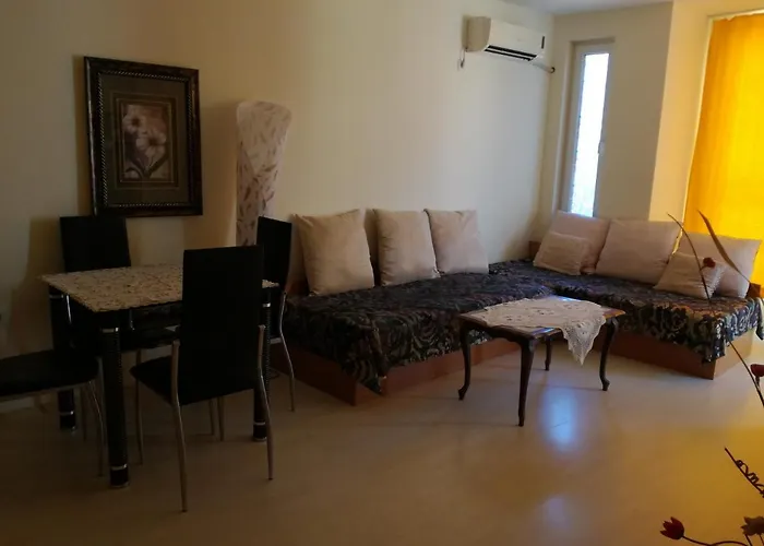 Lejlighedshotel Krasi In Perla Complex