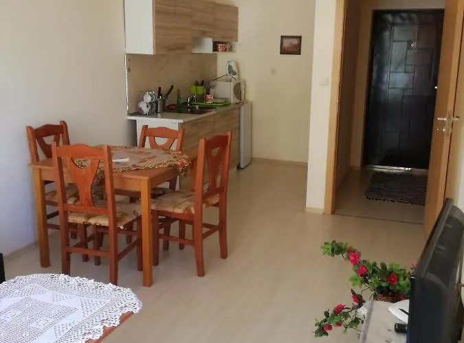 Lejlighedshotel Krasi In Perla Complex 3*