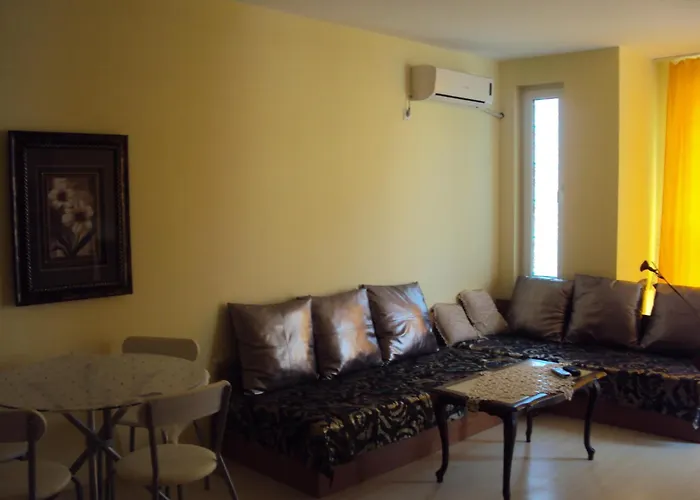 Lejlighedshotel Krasi In Perla Complex