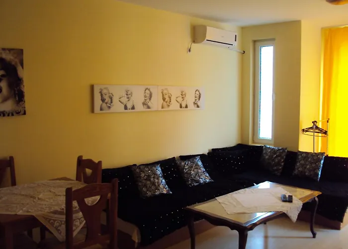 Lejlighedshotel Krasi In Perla Complex